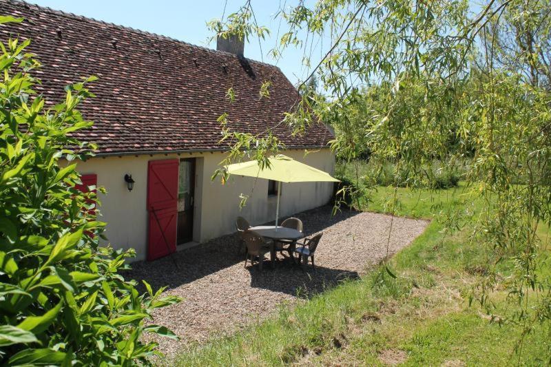 La Petite Fermette Challuy Exterior foto